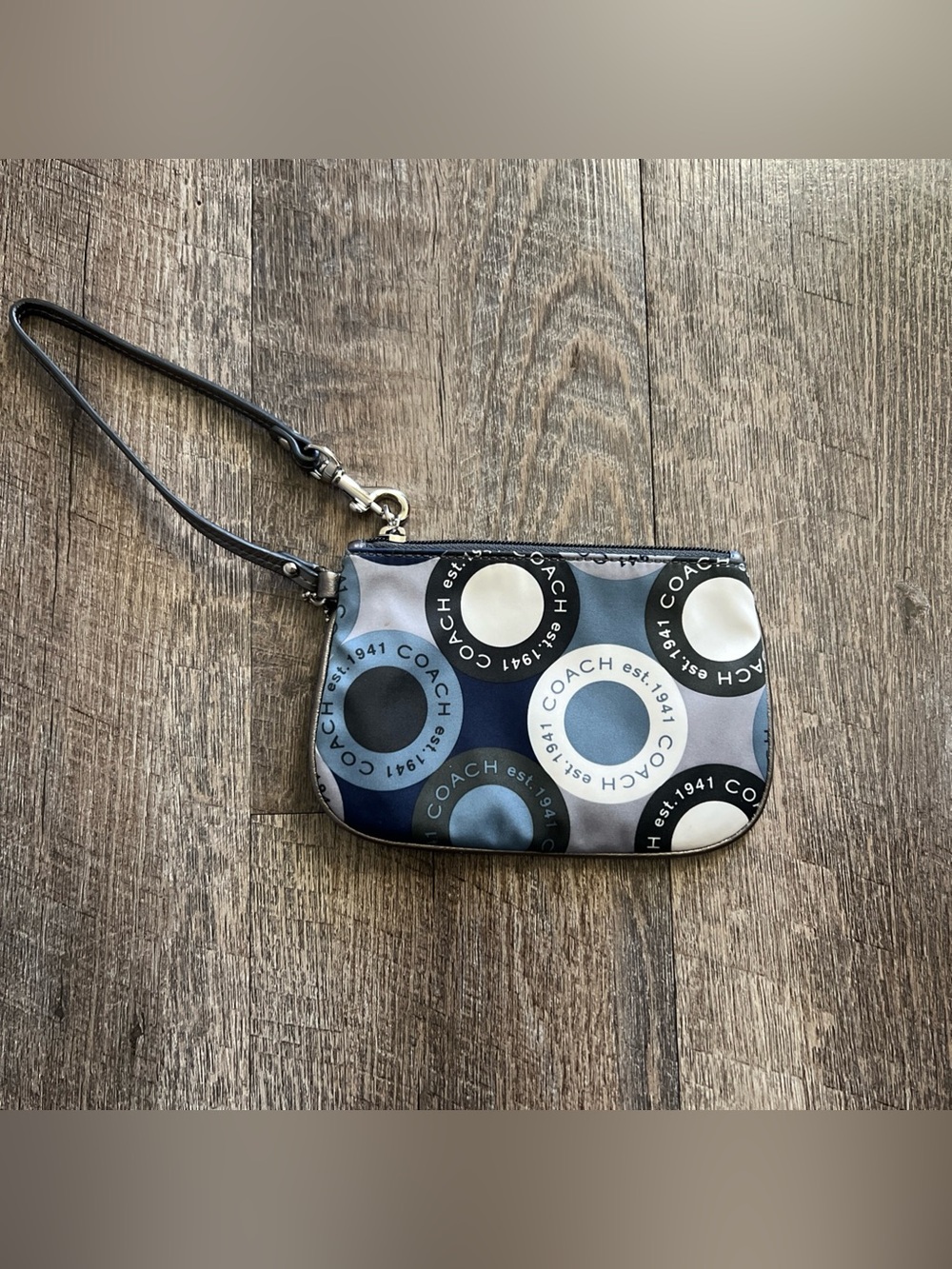 Coach Wristlet Blue Gray Circular Pattern Nylon